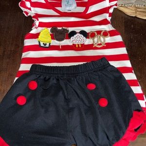 Smocked Polkadot short set 24 month